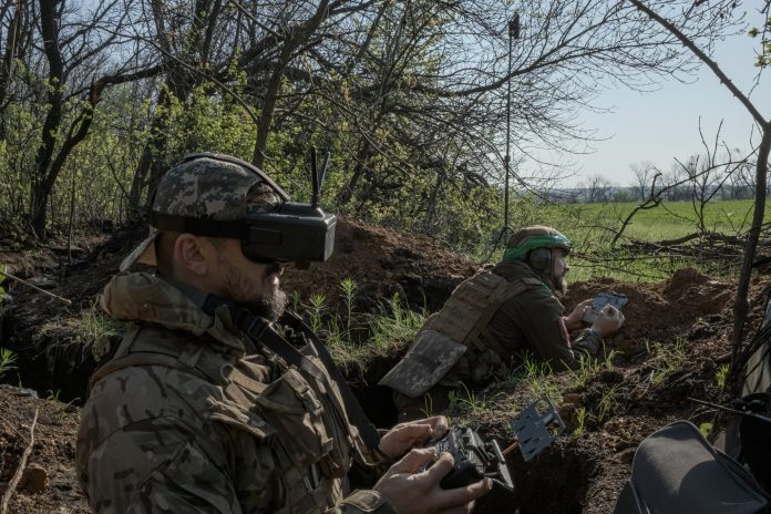 Operador de drone FPV Drones FPV en la Guerra de Ucrania