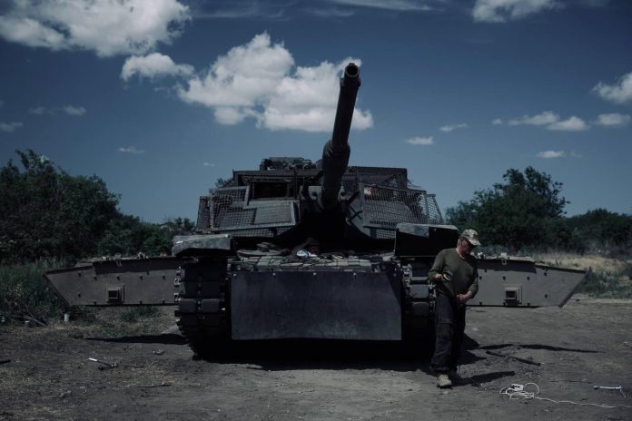 M1 Abrams ucranianos con Cope Cages M1 Abrams ucranianos con Cope Cages